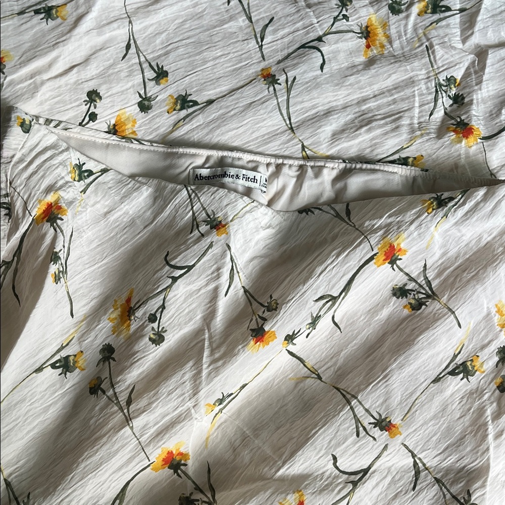 Abercrombie & Fitch Floral Print Skirt - Picture 2 of 2